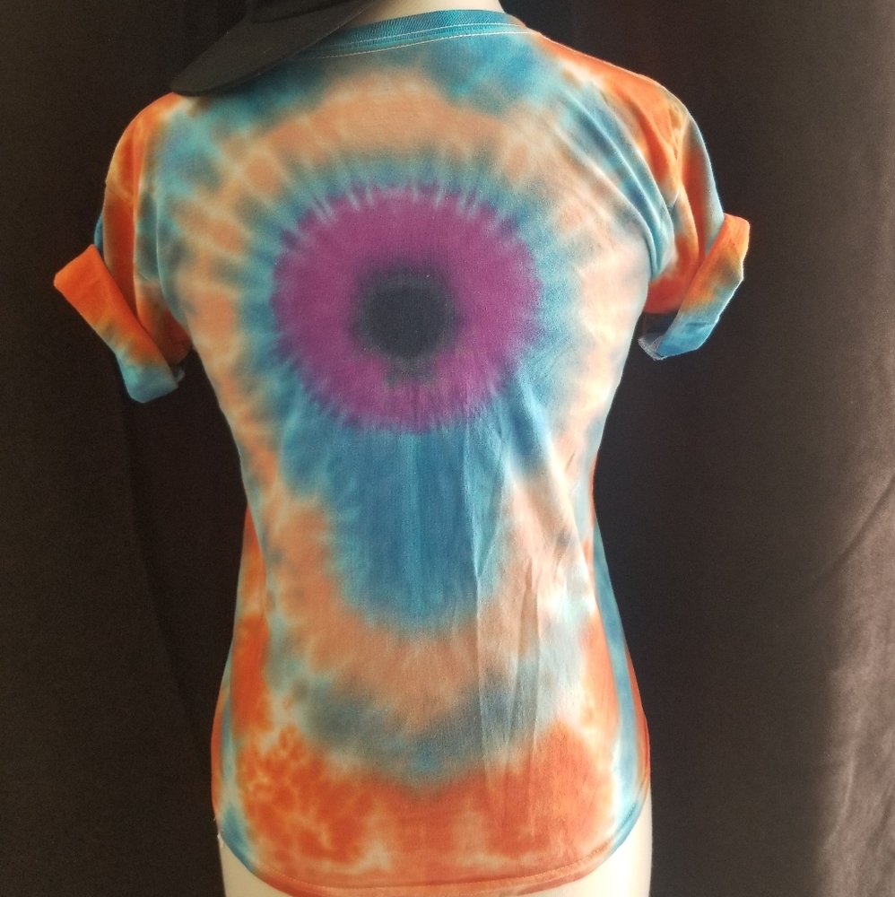 Skull tie dye